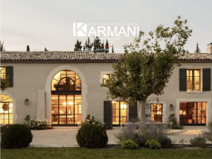 چرا سبک مدیترانه‌ای همچنان در طراحی ویلاها محبوب است؟